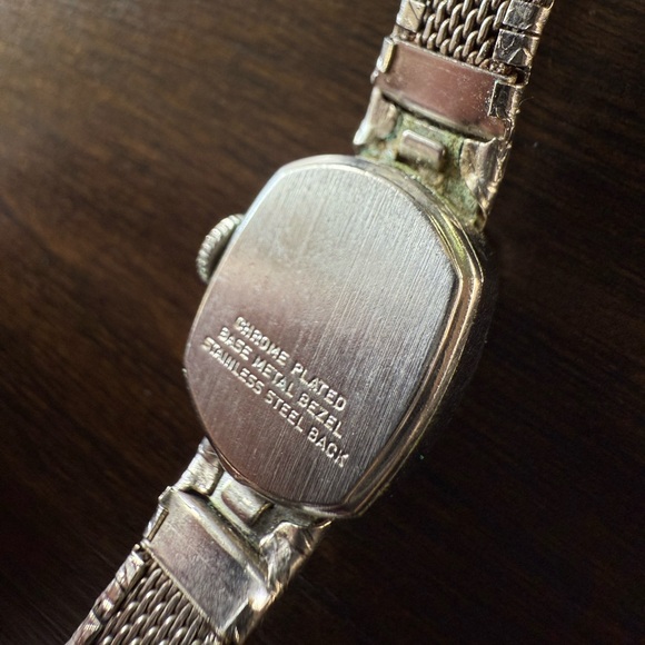 Watch Coated In A Stunning Chrome. Ladies Vintage Mechanical Wind Up Piece - Picture 8 of 11